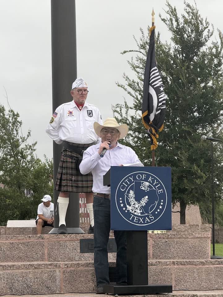 Robert Rizo speaking at a community event